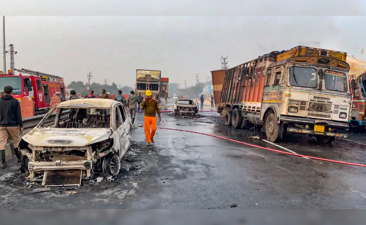 جے پور میں خوفناک سڑک حادثہ: دولہا دلہن سمیت 5 افراد ہلاک، 8 زخمی