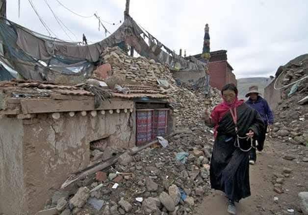Powerful 7.0 Magnitude Earthquake Hits Tibet; Links to Nepal Disaster, Tremors Felt in Pakistan - World News